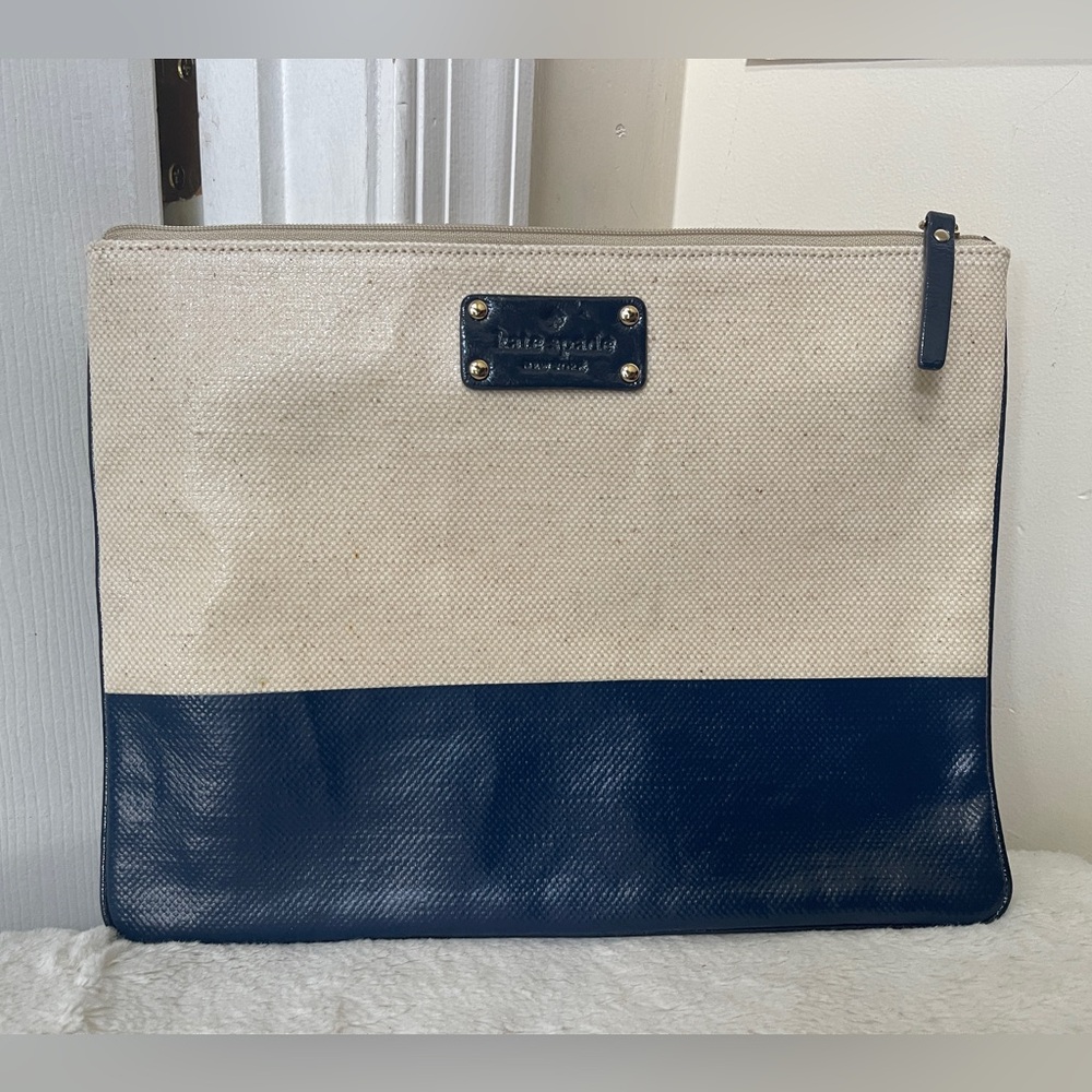 Kate Spade ♠️ large Clutch EUC